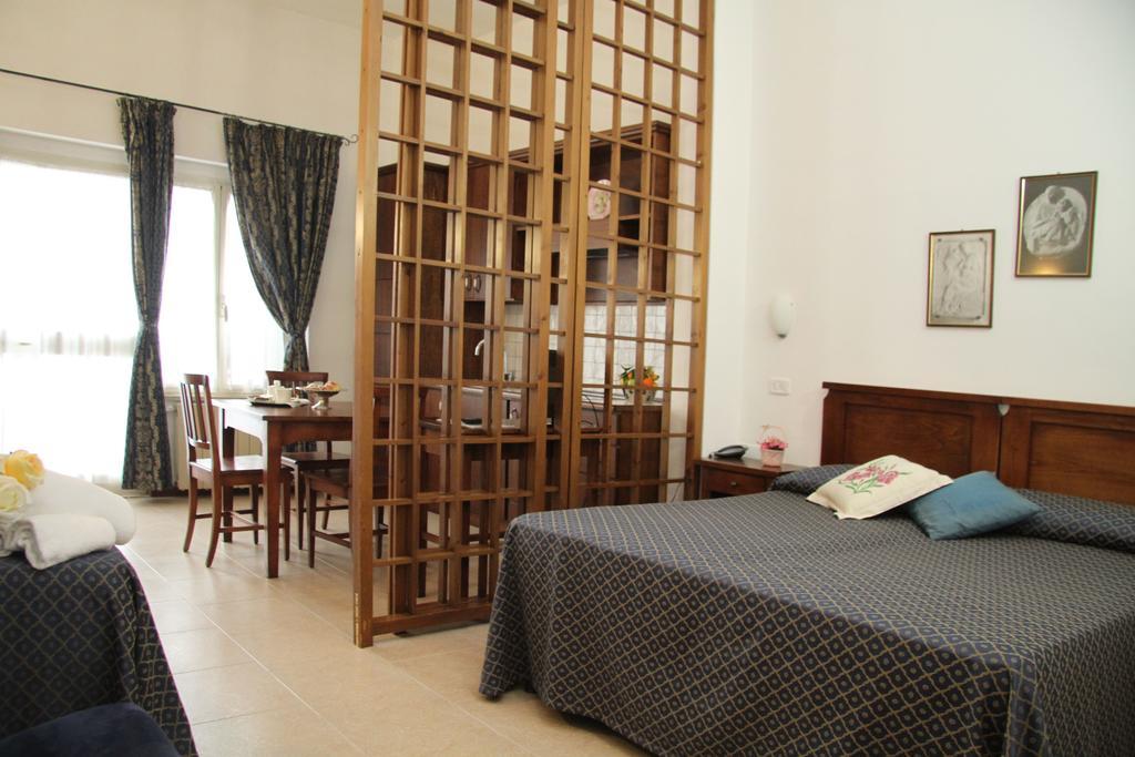 Residence I Due Pini Marina di Grosseto Extérieur photo